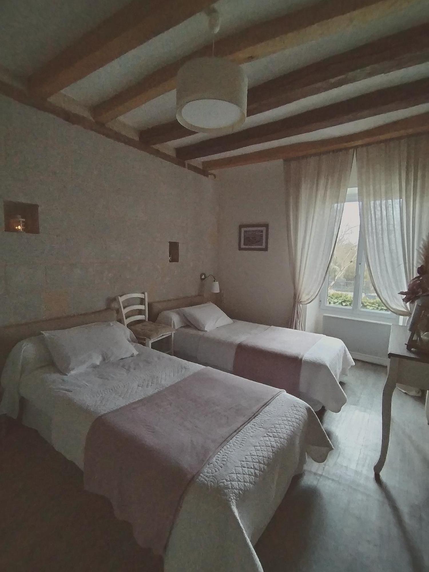 La Petite Boire - Chambres D'Hotes Pres D'Angers Murs-Erigne Eksteriør billede